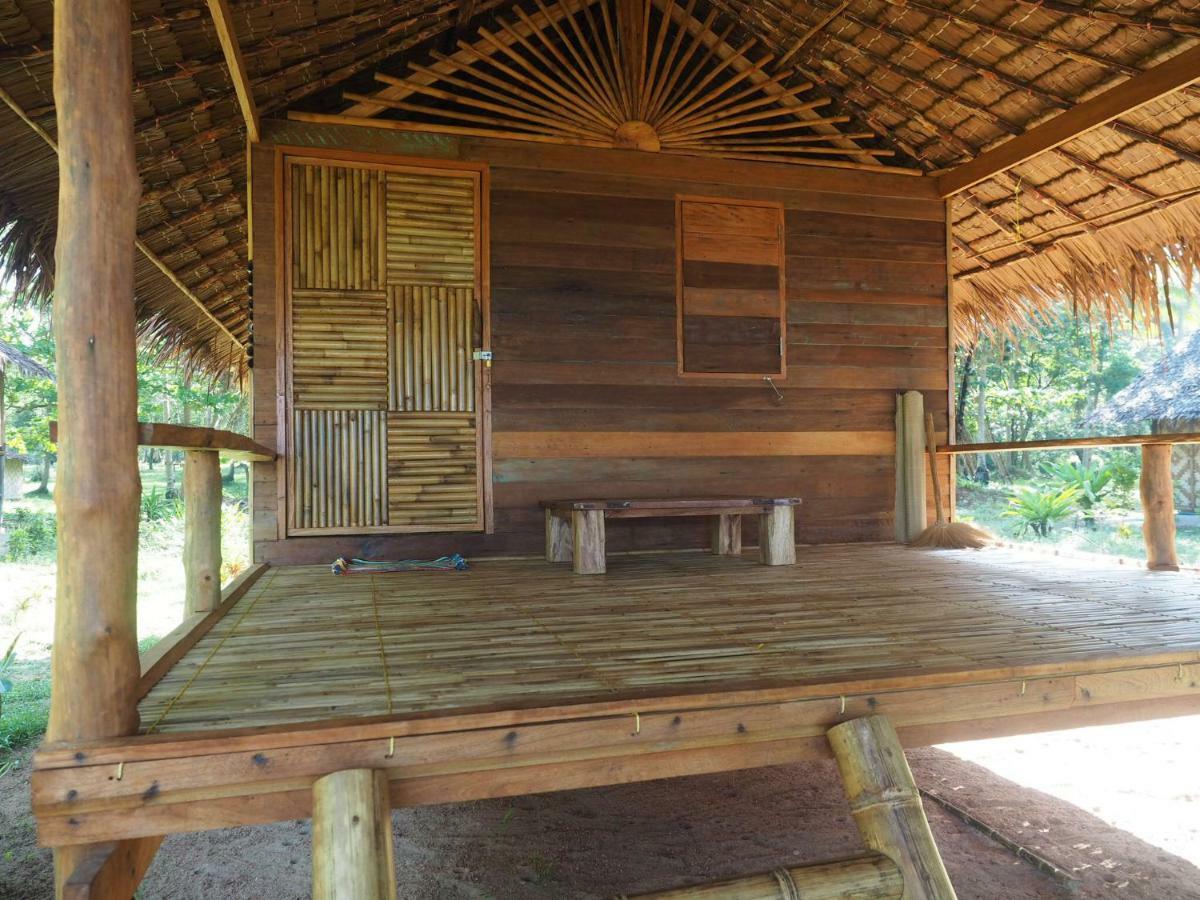Cocobar&Bungalow'Kohjum Hotel Ко Джам Екстериор снимка